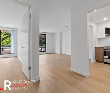 Condo in Downtown Vancouver, BC - Photo 1