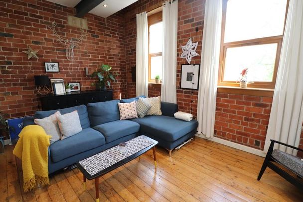 2 bedroom flat to rent - Photo 1