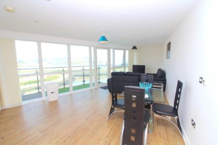 2 bedroom flat to rent - Photo 3