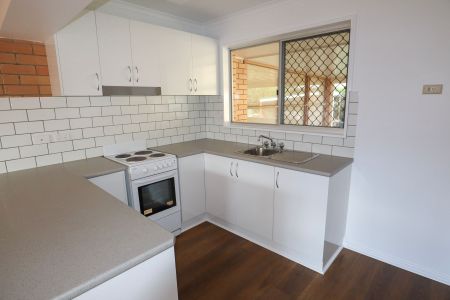 2 BEDROOM UNIT - Photo 4