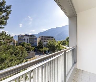 Central studio sought - Photo 1