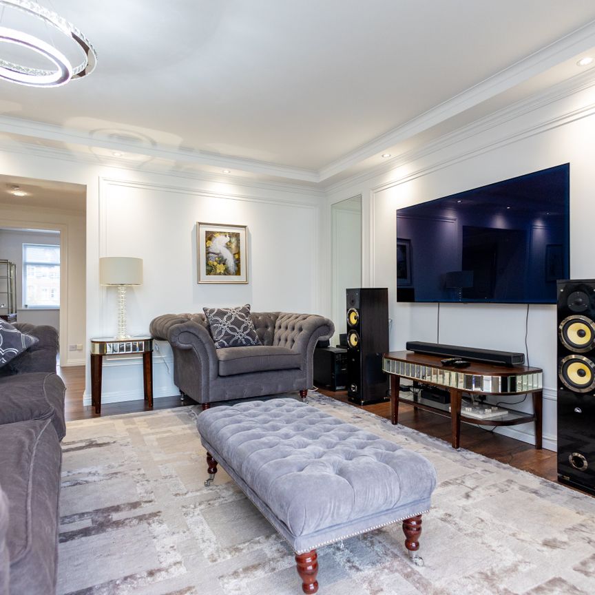 3 bed apartment to rent in Cedar Manor, 19-21 Poole Road , BH4 - Photo 1