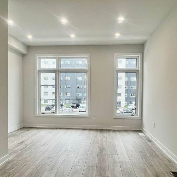 For Lease - 18 Akil Thomas Gardens, Toronto, Ontario - Photo 1