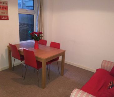 Burnt Oak Terrace - Photo 2