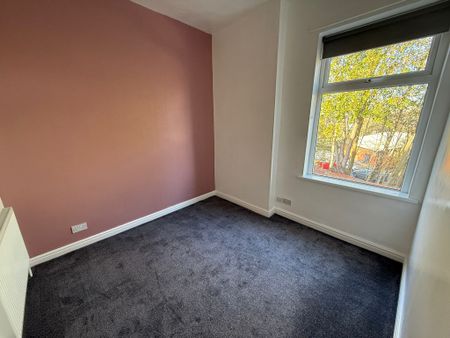 James Street North, Radcliffe - Photo 3