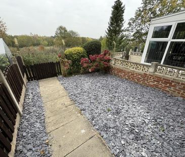 2 bedroom terraced house to rent - Photo 4