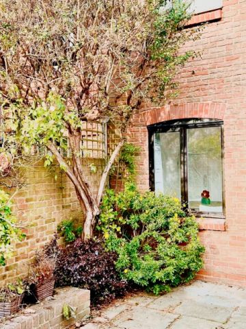 Entire Place·4B3B···7 Bishopsgate Walk, Chichester - Photo 5