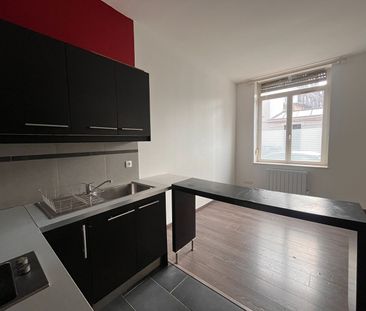 Location Appartement 3 pièces 46m² LILLE 59000 - Photo 4