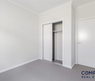 Spacious Family Home - Photo 4