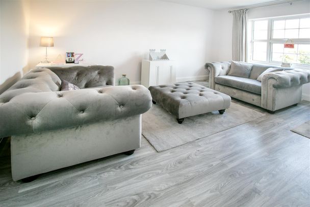 Olivers Close, Bramley, Tadley - Photo 1