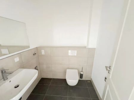 Erstbezug-Hochwertige drei Zimmerwohnung mit Dachterrasse im historischen Kloster Marienborn! - Photo 5