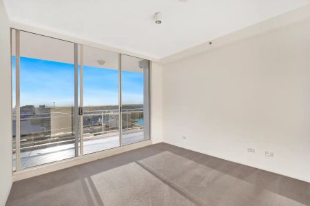 “A Two Bedroom Apartment with Darling Habour Views” - Photo 3