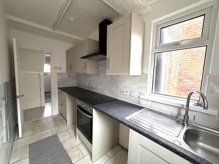 16 Sefton Drive, Belfast, BT4 1PL - Photo 4