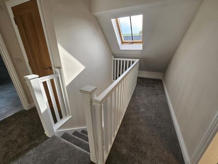 5 bedroom detached house to rent - Photo 5