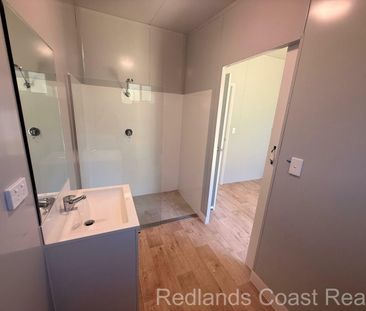 26 Barramundi Street, Macleay Island, Qld 4184 - Photo 2