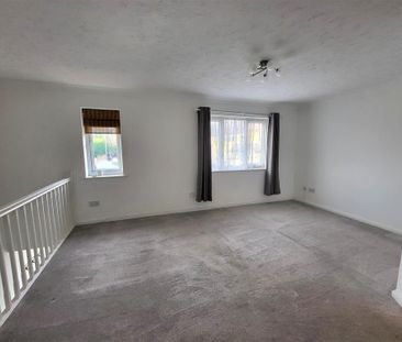 2 bedroom maisonette to rent - Photo 4