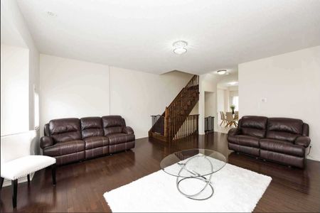 For Lease - 9 Aspen Hills Road Unit# 40, Brampton, Ontario - Photo 3