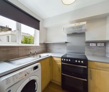 1 bedroom flat to rent - Photo 2