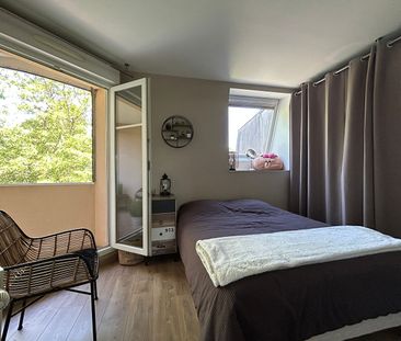 Location Appartement 4 pièces 82m² - Photo 3