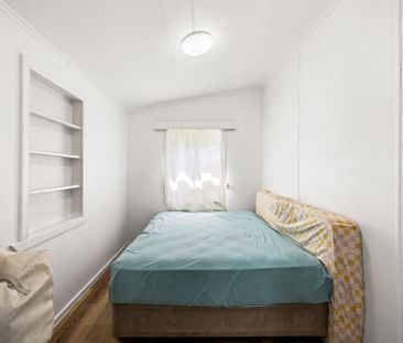 On a Bus Route & Opposite Downlands College - Photo 3