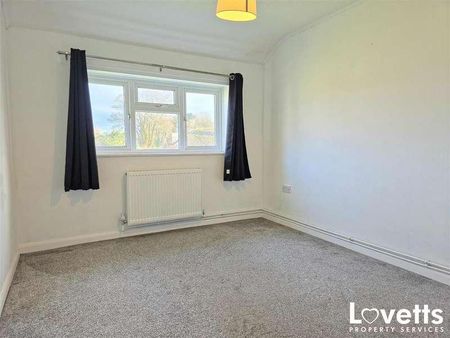 Woodford Court, Birchington, CT7 - Photo 5