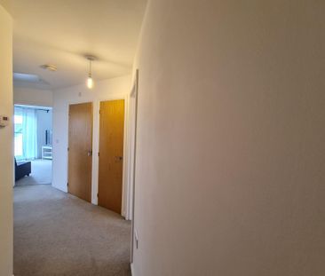 2 bedroom apartment to rent - Photo 3