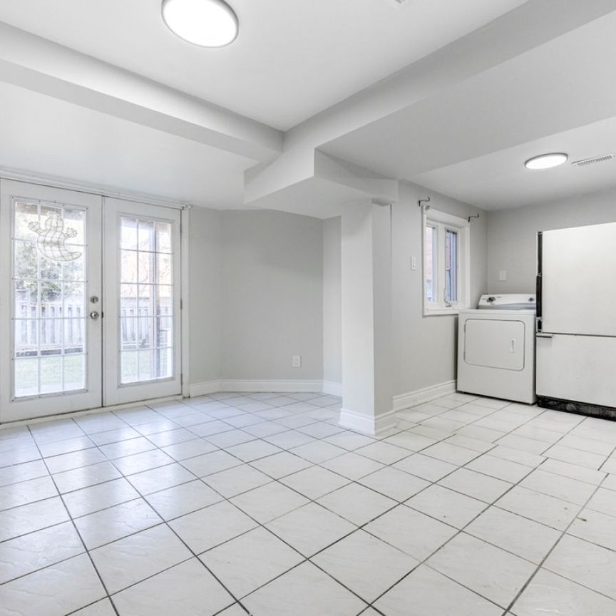 For Lease - 5383 Longhorn Trail Unit# Lower, Mississauga, Ontario - Photo 1