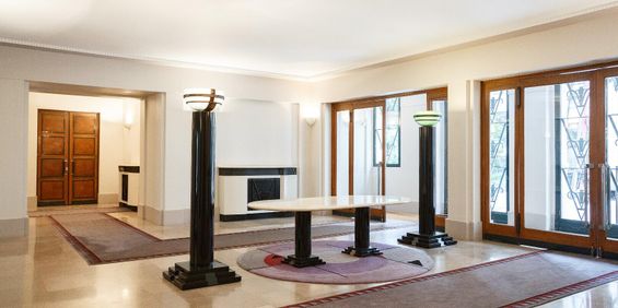 location Appartement T7 DE 309.7m² À PARIS - Photo 3