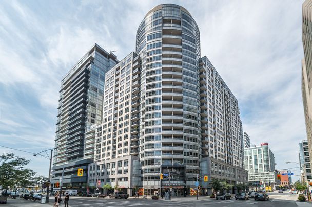 For Lease - 20 Blue Jays Way Unit# 1813, Toronto, Ontario - Photo 1