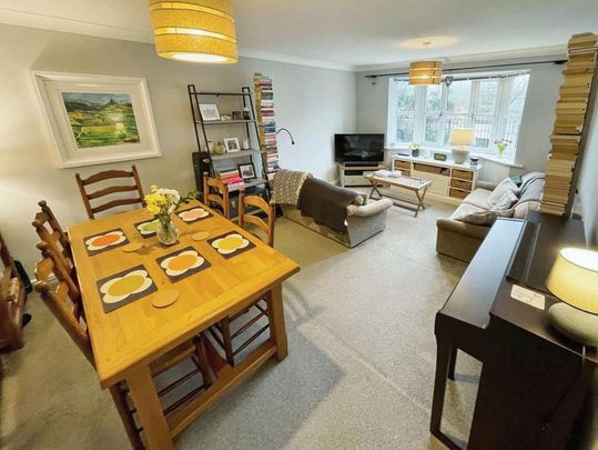 2 bedroom apartment to rent - Photo 1