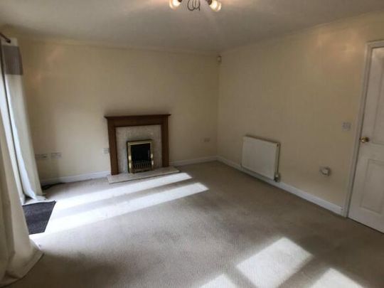 4 bedroom house to rent Hereward Way, Billingborough, Sleaford, NG34 - Photo 1