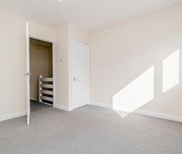 Cotton Drive, Ormskirk, , UK - Photo 2