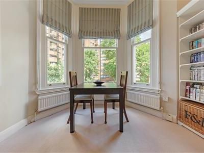 Edith Grove, SW10 - Photo 2