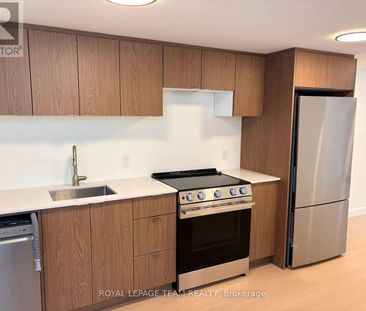 3 bd Townhouse for Rent in Ottawa, ON - Photo 5