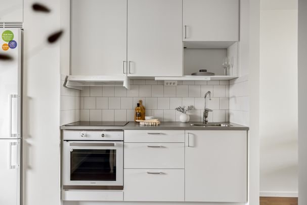 Hägerneholmsvägen, Täby - Photo 1