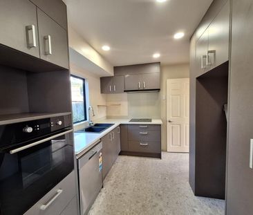 Fantastic Family Home - Photo 1