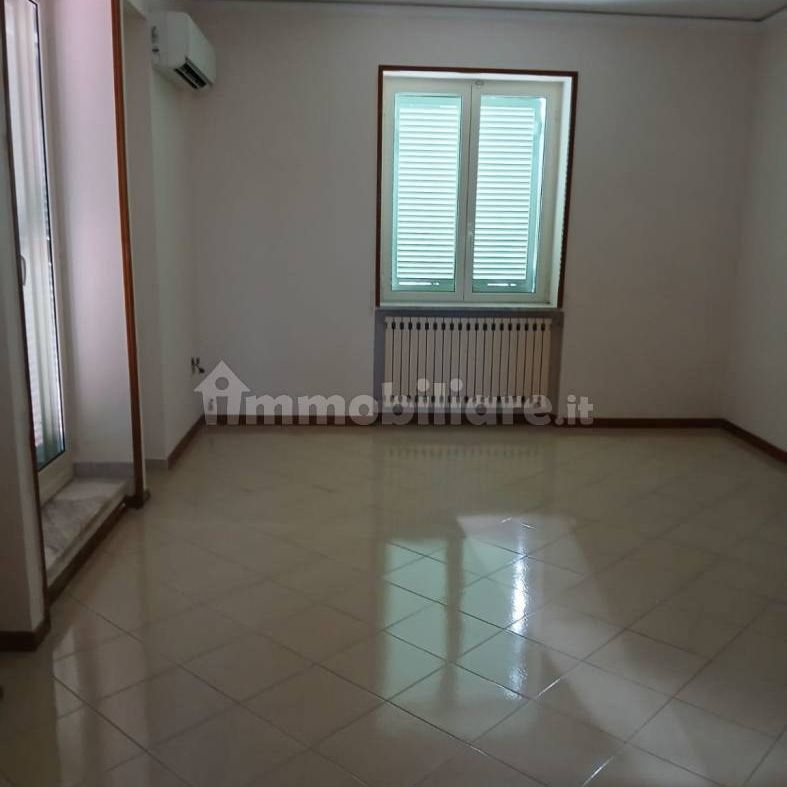 Villa unifamiliare via Agnano-Astroni, Bagnoli, Napoli - Foto 1