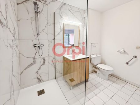 Location Appartement 1 pièce Meublé 25m² ST RAPHAEL 83700 - Photo 3
