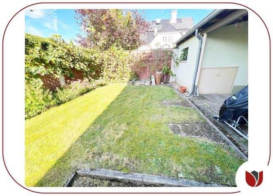 Charmante Single-Wohnung in gepflegtem 4-Parteienhaus – direkt am Bahnhof gelegen - ideal für Pendler - Photo 1