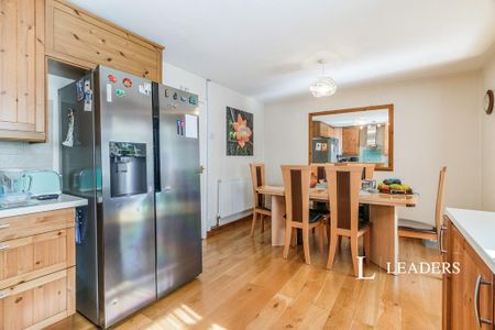 House share to rent - Photo 4