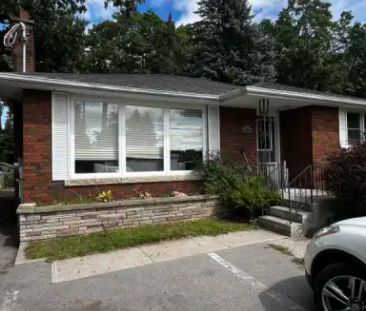 Anne N 171 | 171 Anne Street N, Barrie - Photo 1