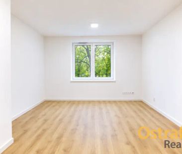 Pronájem bytu 2+kk + 2 vlastní parkovací místa, ul. Lidická, Ostrav... - Photo 1