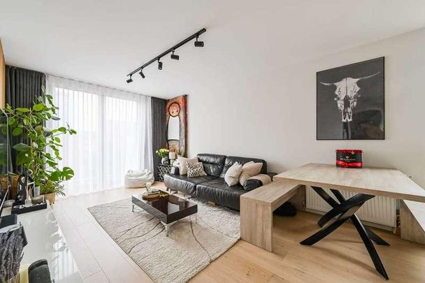 Florian Court, Canning Town, E16 - Photo 1