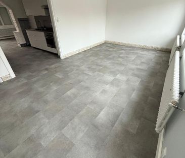 Location Maison 5 pièces 110m² FLINES LEZ RACHES 59148 - Photo 6