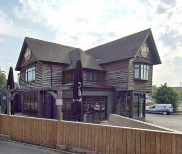Stafford Road, Bushbury, Wolverhampton - Photo 1