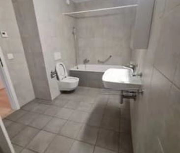 À louer – Bel appartement de 2.5 pièces avec jardin et vue lac au M... - Foto 4