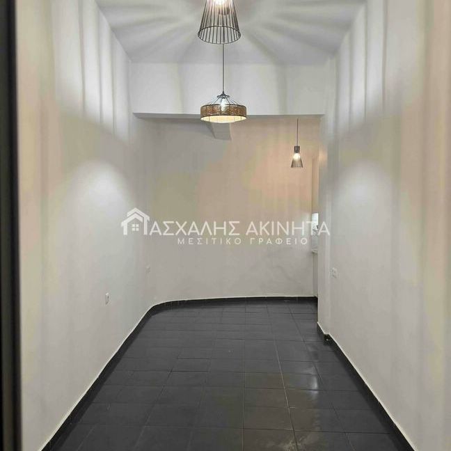 ΠΛΑΤΕΙΑ ΕΛΕΥΘΕΡΙΑΣ 1ΧΩΡΗ ΓΚΑΡΣΟΝΙΈΡΑ ΕΝΟΙΚΙΑΣΕΙΣ 20026 - Photo 1
