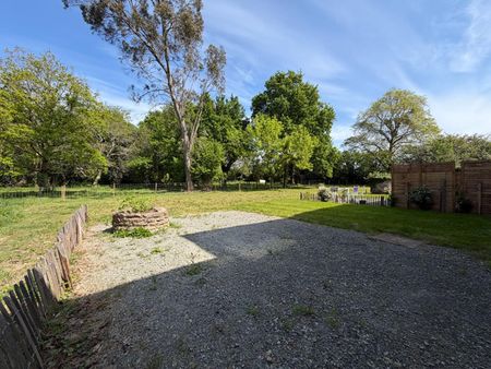 Location Maison 6 pièces 115m² LA CHAPELLE SUR ERDRE 44240 - Photo 4