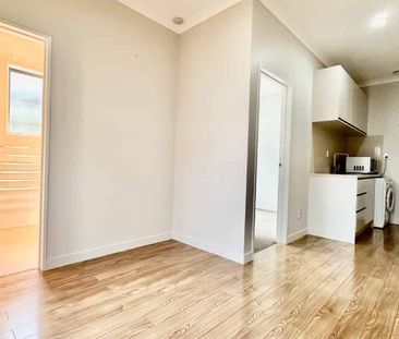 Granny Flat - Photo 1