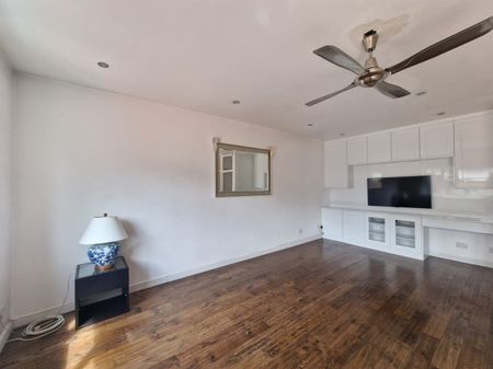 4 bed Semi-Detached House for Rent - Photo 3